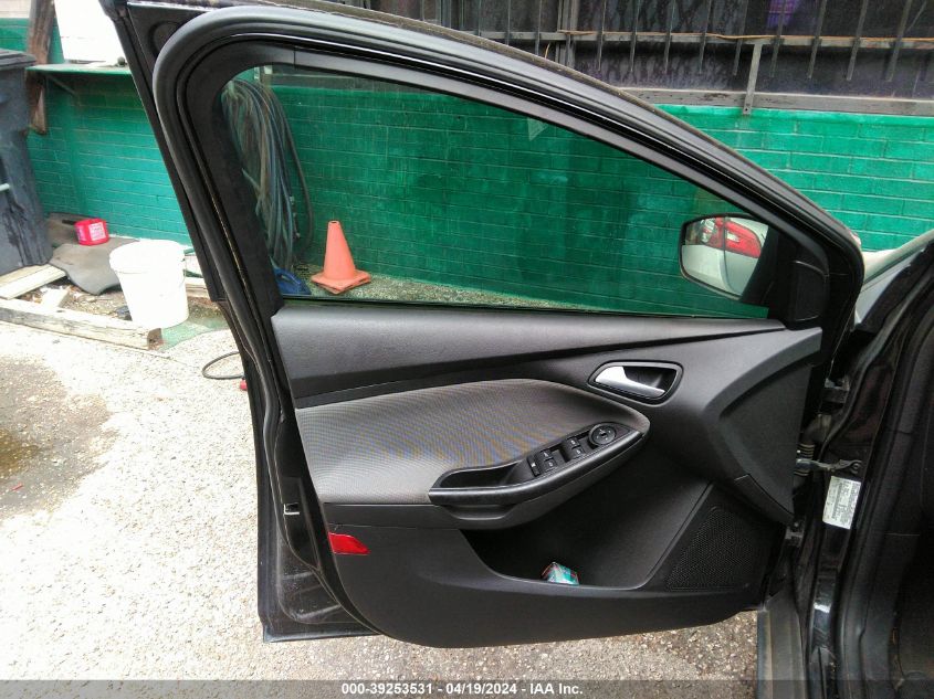 2013 Ford Focus Se VIN: 1FADP3F2XDL233823 Lot: 39253531