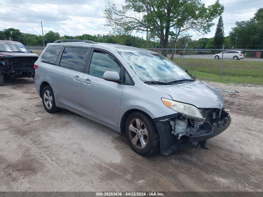 2015 Toyota Sienna Le 8 Passenger VIN: 5TDKK3DC4FS583008 Lot: 39179252