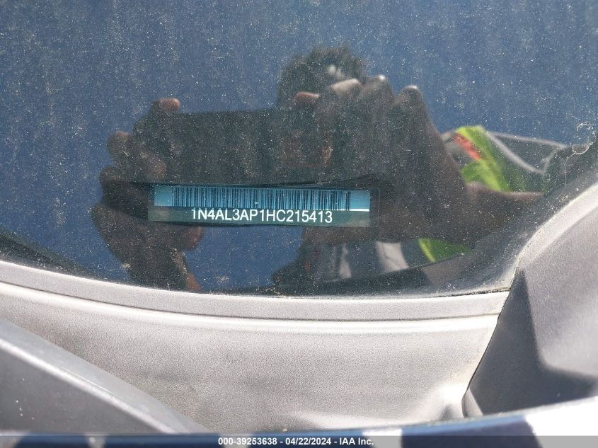 2017 Nissan Altima 2.5 Sr VIN: 1N4AL3AP1HC215413 Lot: 39253638