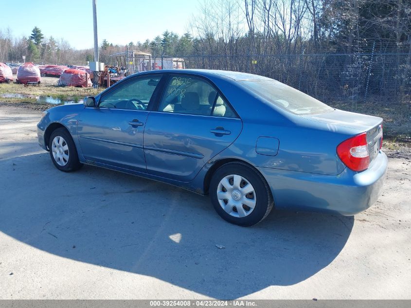 2002 Toyota Camry Le VIN: JTDBE32K520075953 Lot: 39254008