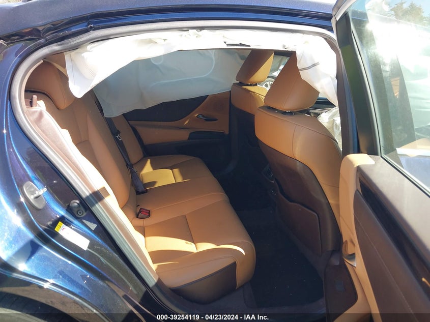 VIN 58ABZ1B12KU043703 2019 LEXUS ES 350