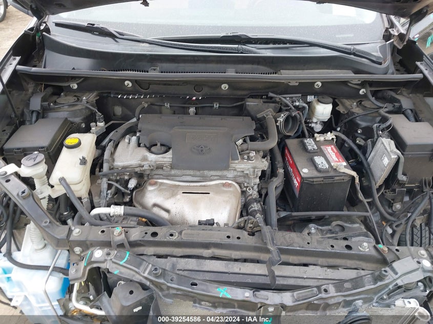 2018 TOYOTA RAV4 ADVENTURE/XLE - 2T3RFREV6JW719796