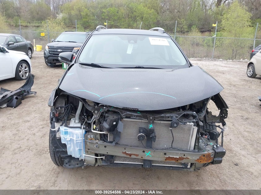 2018 TOYOTA RAV4 ADVENTURE/XLE - 2T3RFREV6JW719796