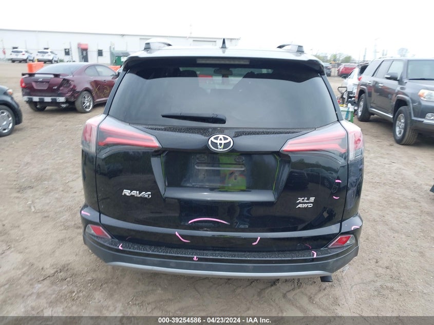 2018 TOYOTA RAV4 ADVENTURE/XLE - 2T3RFREV6JW719796