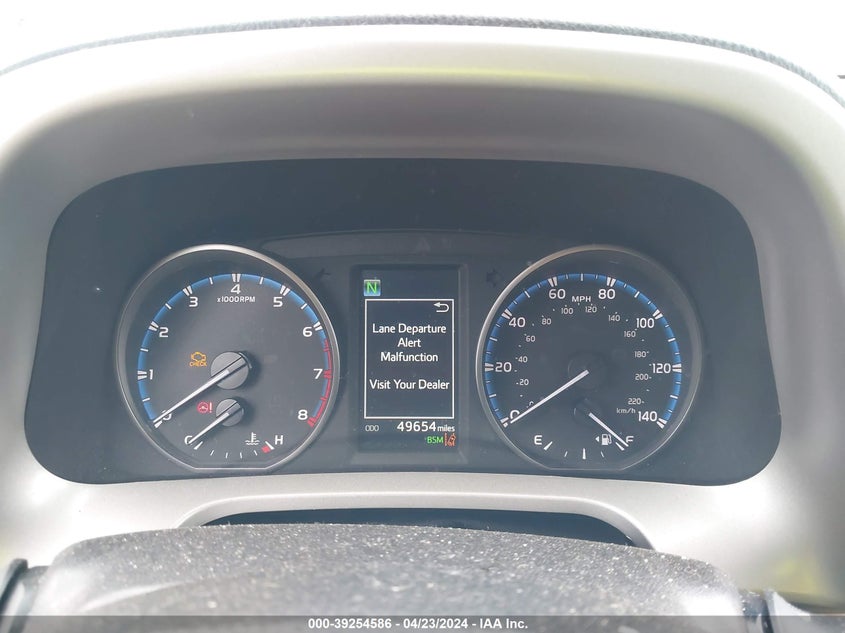 2018 TOYOTA RAV4 ADVENTURE/XLE - 2T3RFREV6JW719796