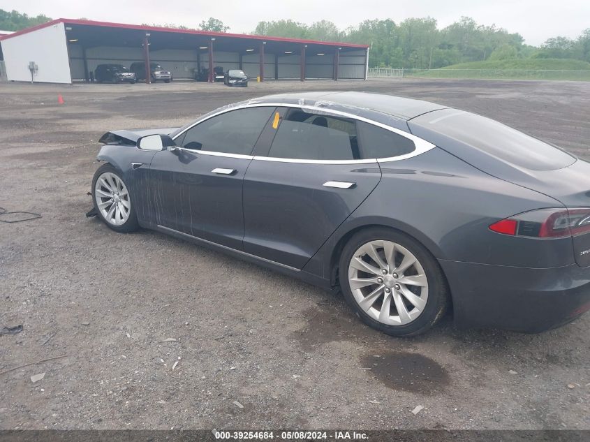 2019 Tesla Model S 100D/75D/Long Range/Standard Range VIN: 5YJSA1E20KF302477 Lot: 39254684