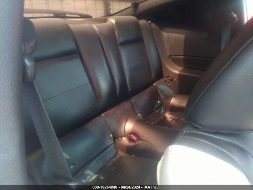 2005 Ford Mustang V6 Deluxe/V6 Premium VIN: 1ZVFT80N855239279 Lot: 39254730