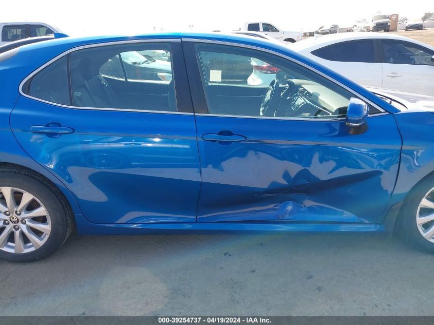 2020 Toyota Camry Le VIN: 4T1L11AKXLU375001 Lot: 39254737