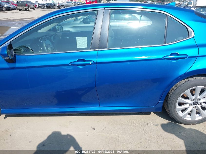 2020 Toyota Camry Le VIN: 4T1L11AKXLU375001 Lot: 39254737