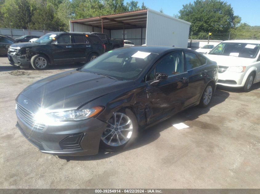 2019 Ford Fusion Hybrid Se VIN: 3FA6P0LU7KR143749 Lot: 39254914