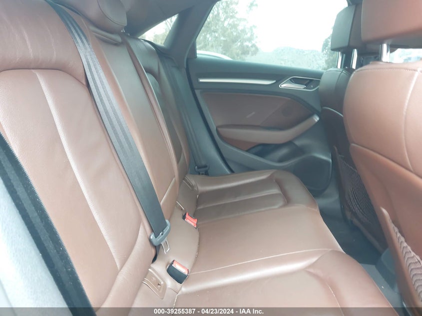 VIN WAUAUGFF5H1026027 2017 AUDI A3 PREMIUM