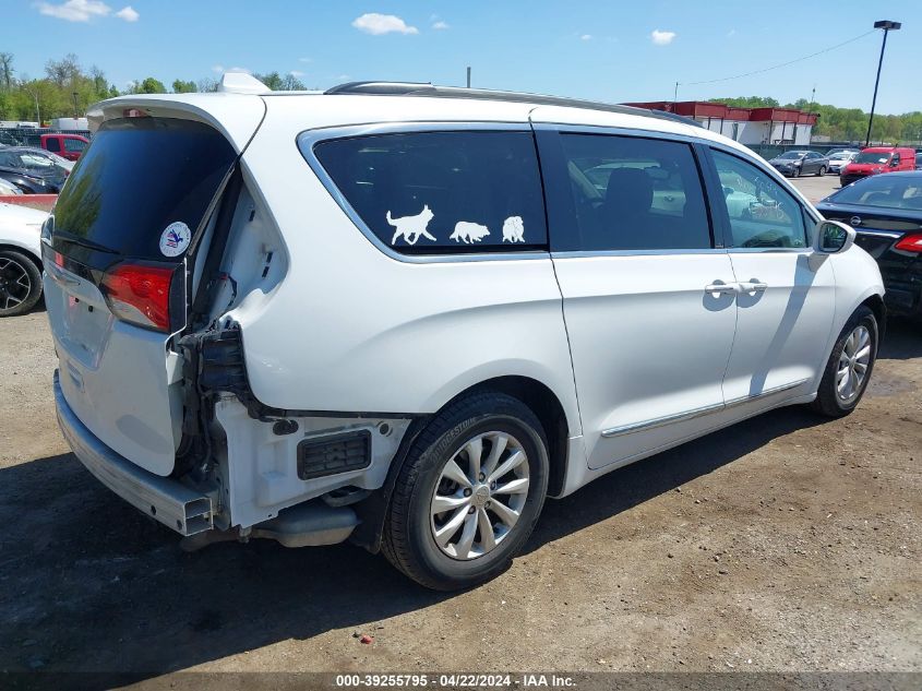 2017 Chrysler Pacifica Touring-L VIN: 2C4RC1BG5HR591281 Lot: 39255795