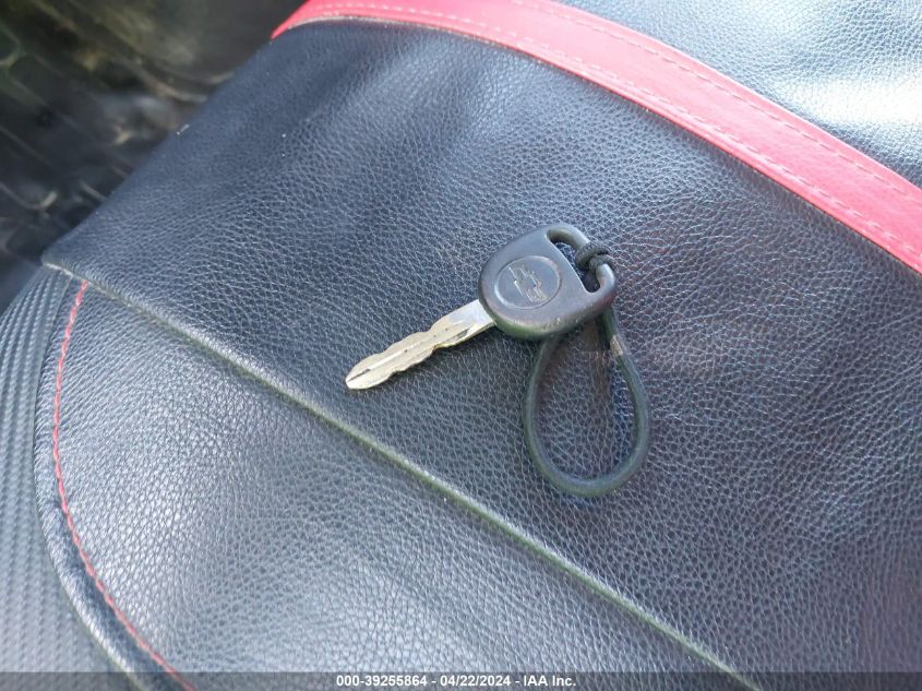 2004 Chevrolet Express G1500 VIN: 1GCFG15X041119684 Lot: 39255864