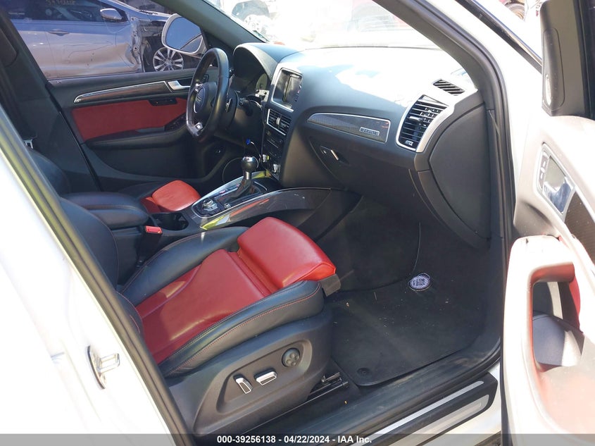 2016 Audi Sq5 3.0T Premium Plus VIN: WA1CCAFP2GA052565 Lot: 39256138