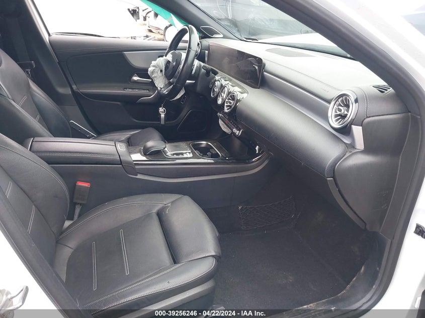2019 Mercedes-Benz A 220 VIN: WDD3G4EB4KW005458 Lot: 39256246