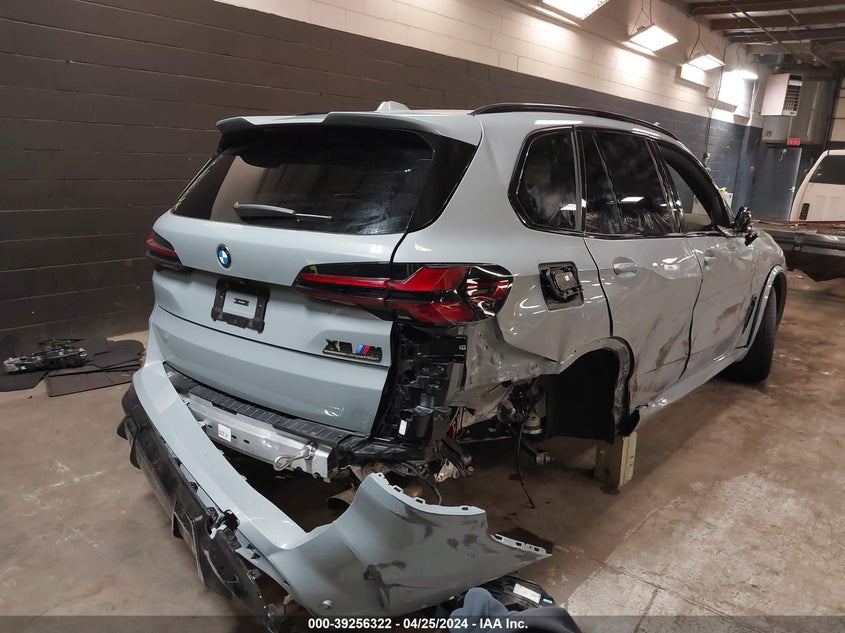 2024 BMW X5 M VIN: 5YM13ET08R9W02634 Lot: 39256322