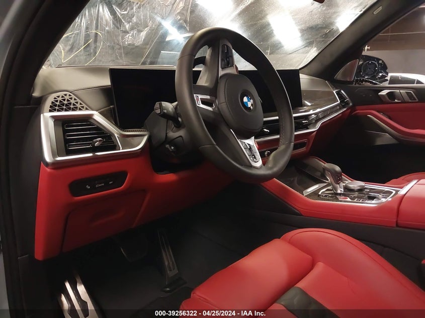 2024 BMW X5 M VIN: 5YM13ET08R9W02634 Lot: 39256322