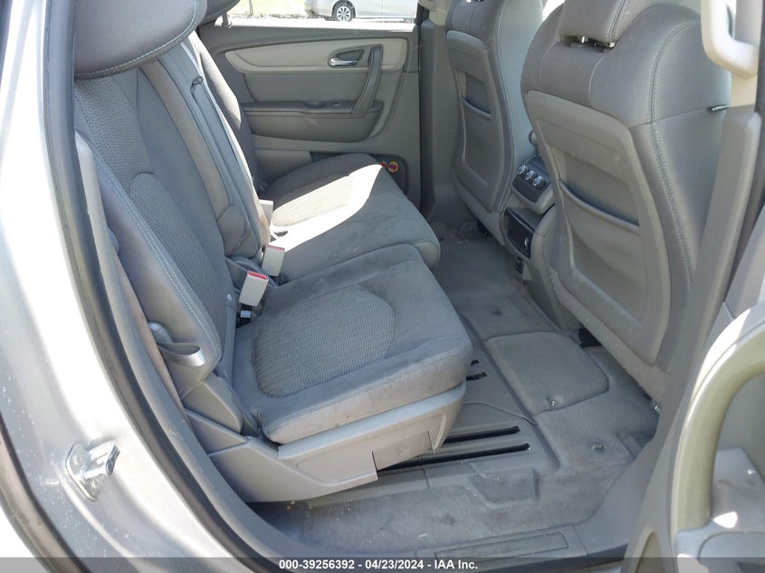 2015 CHEVROLET TRAVERSE LS - 1GNKRFED1FJ201865