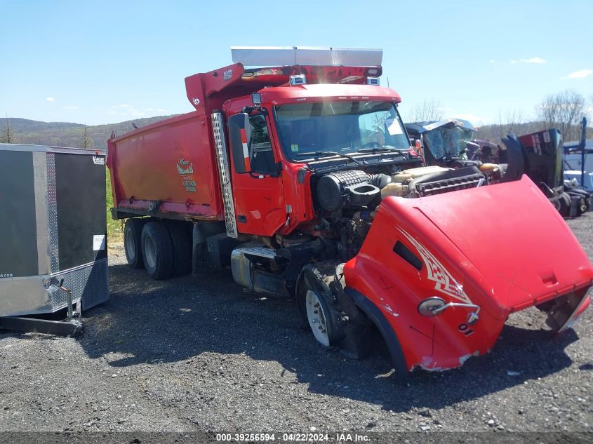 2016 Volvo Vhd VIN: 4V5K99EJ9GN946485 Lot: 39256594