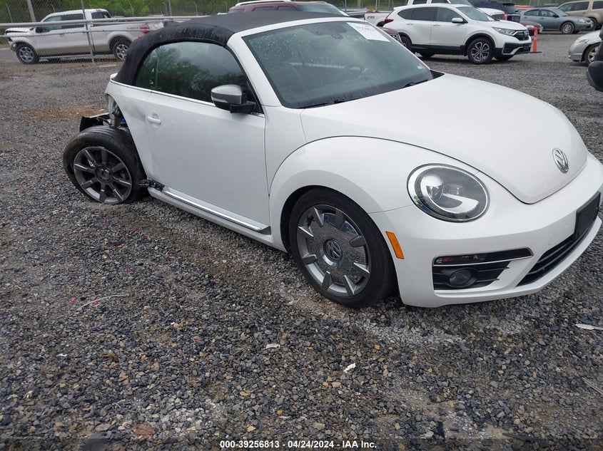 2014 VOLKSWAGEN BEETLE 2.0L TDI - 3VW5L7AT8EM817863