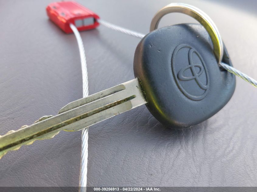 2006 Toyota Highlander Hybrid Limited V6 VIN: JTEEW21AX60029114 Lot: 39256913