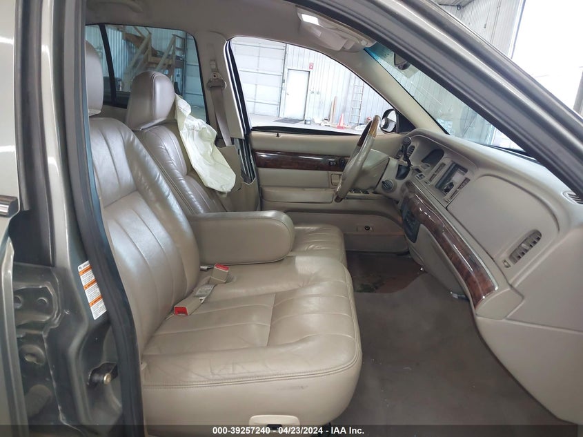 2004 Mercury Grand Marquis Ls VIN: 2MEHM75W44X639968 Lot: 39257240