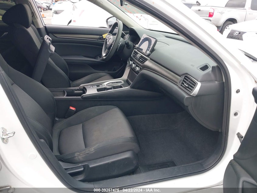 VIN 1HGCV3F15JA012996 2018 HONDA ACCORD HYBRID