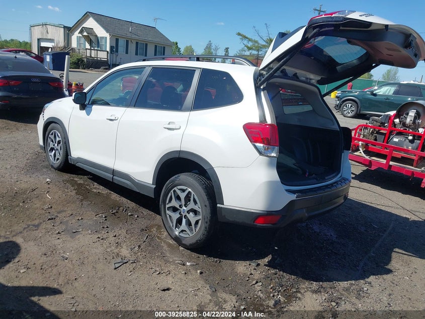 VIN JF2SKAJC3MH478181 2021 SUBARU FORESTER PREMIUM