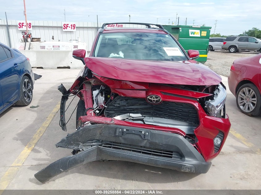 2021 TOYOTA RAV4 XLE - 2T3W1RFV4MW152038