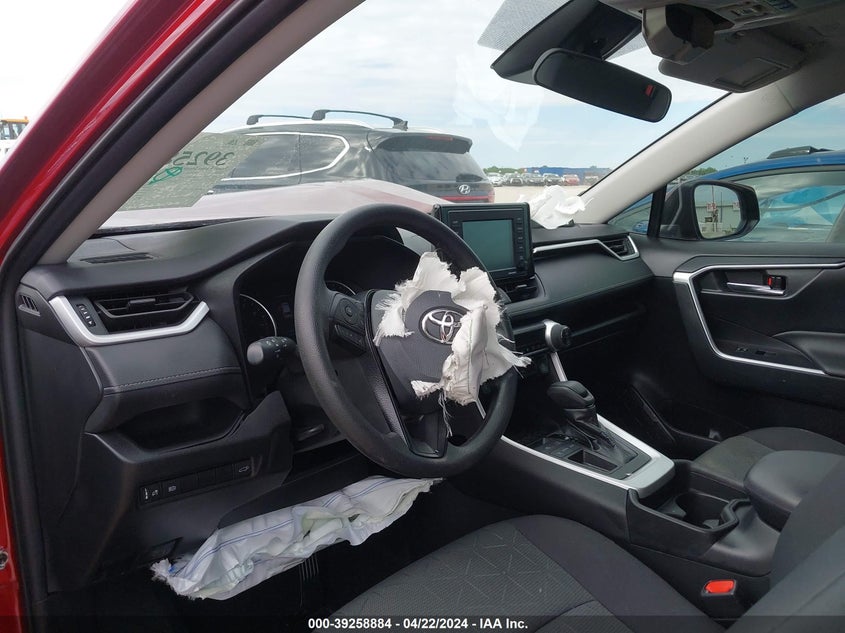 2021 TOYOTA RAV4 XLE - 2T3W1RFV4MW152038