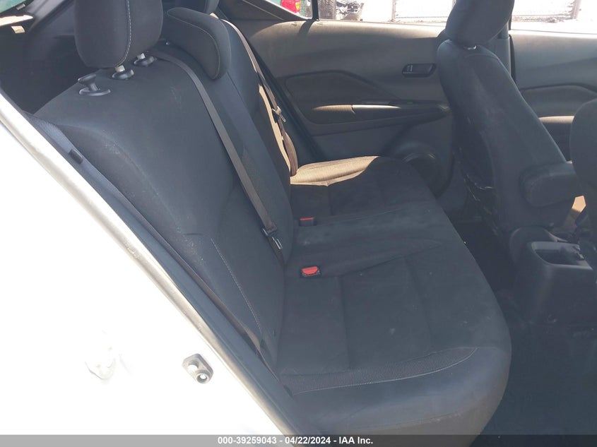 VIN 3N1CP5CU5KL513323 2019 NISSAN KICKS S