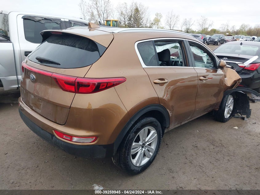 VIN KNDPMCAC8J7393638 2018 KIA SPORTAGE LX