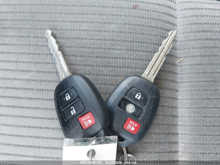 2014 TOYOTA RAV4 LE - JTMZFREVXED035269