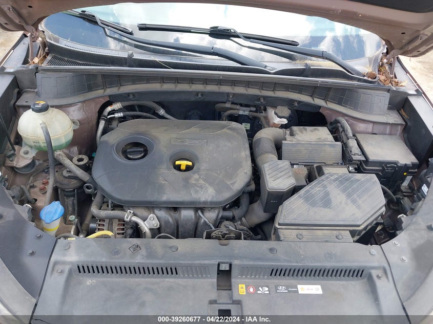 2017 HYUNDAI TUCSON SE - KM8J33A48HU260726