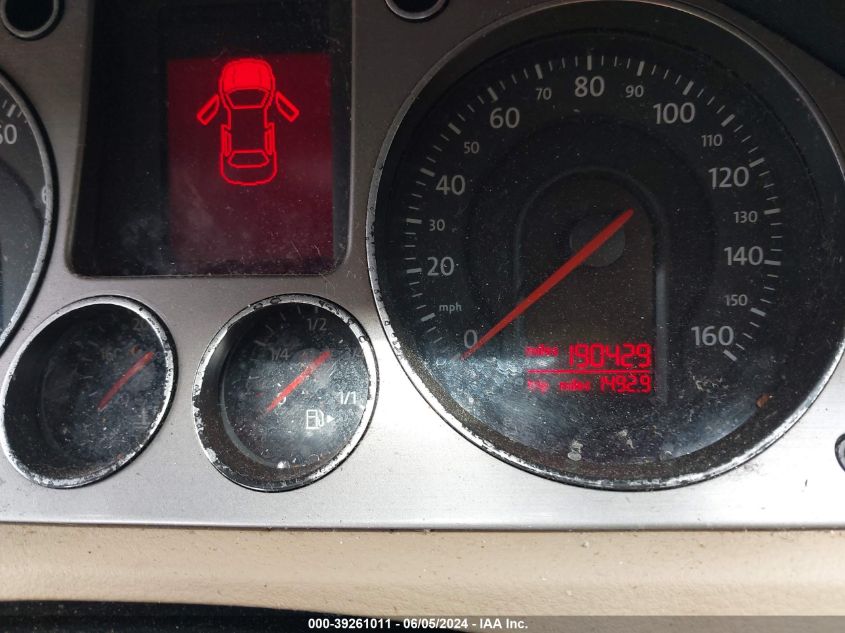 2008 Volkswagen Passat Komfort VIN: WVWAK73C08P046931 Lot: 39261011