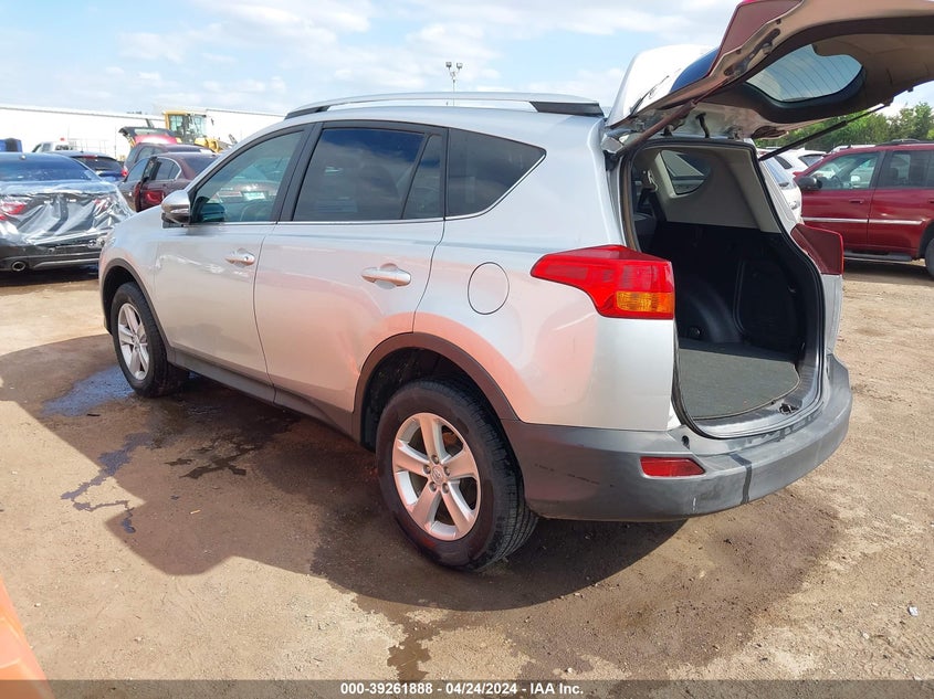 2014 TOYOTA RAV4 XLE - 2T3WFREV7EW086590