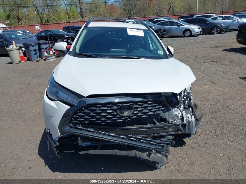 2022 TOYOTA COROLLA CROSS LE - 7MUCAABG1NV019614