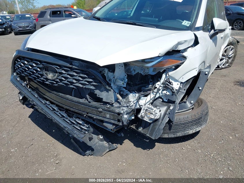 2022 TOYOTA COROLLA CROSS LE - 7MUCAABG1NV019614