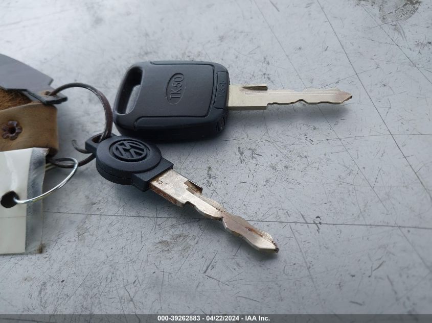 2003 Volkswagen Eurovan Mv VIN: WV2EB47003H000892 Lot: 39262883