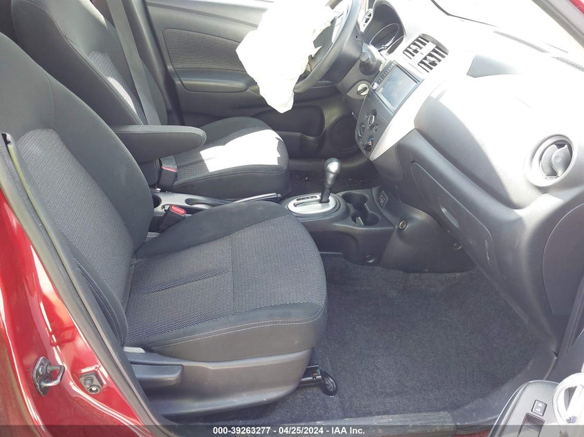 2019 NISSAN VERSA S/S PLUS/SV - 3N1CN7AP8KL839471