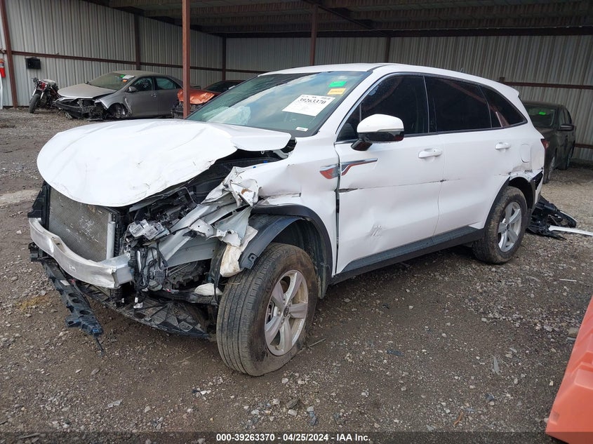 VIN 5XYRG4LC4PG172634 2023 KIA SORENTO LX