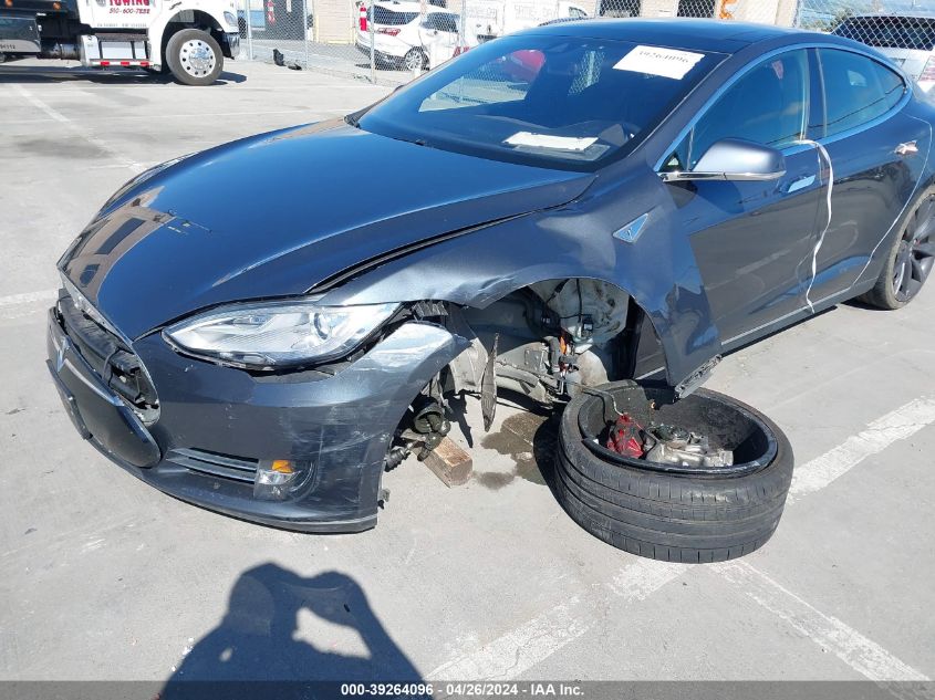 5YJSA1H46FF081650 2015 Tesla Model S 85D/P85D