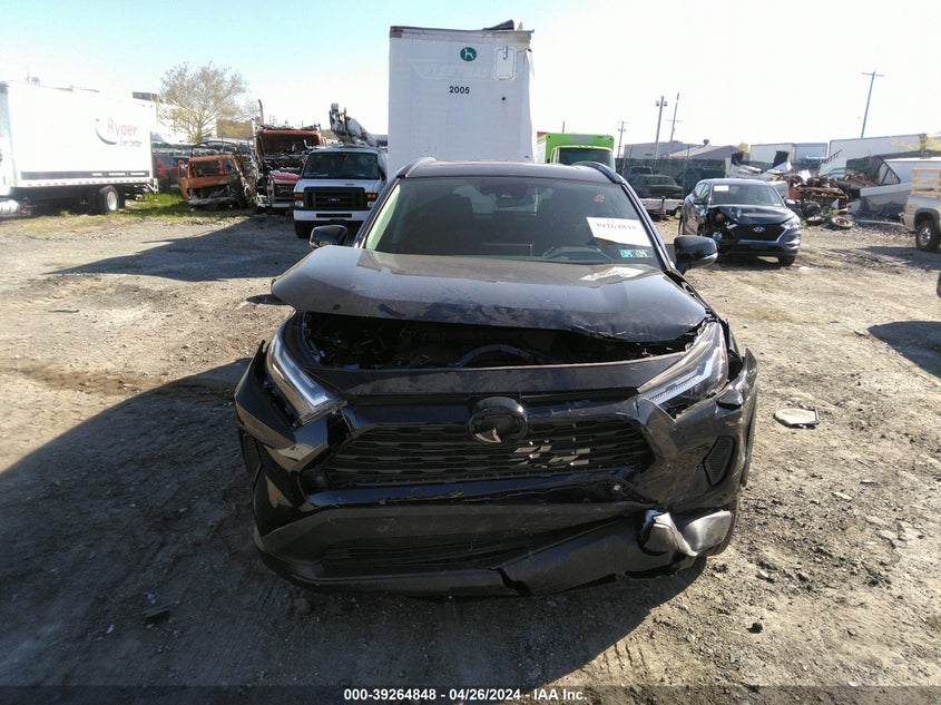 2024 TOYOTA RAV4 XLE/XLE PREMIUM - 2T3P1RFV1RC405474