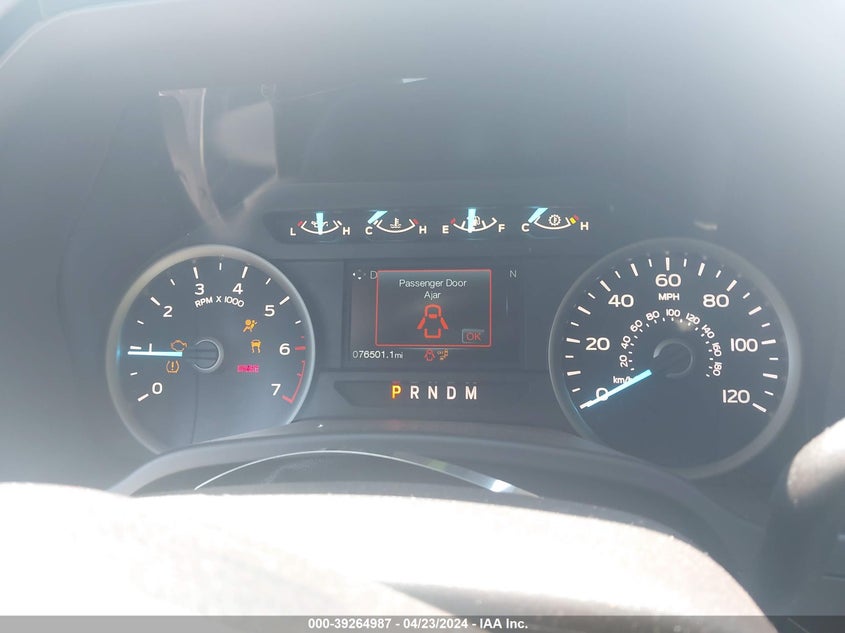 VIN 1FTEW1EG0JFD48363 2018 FORD F-150 XLT
