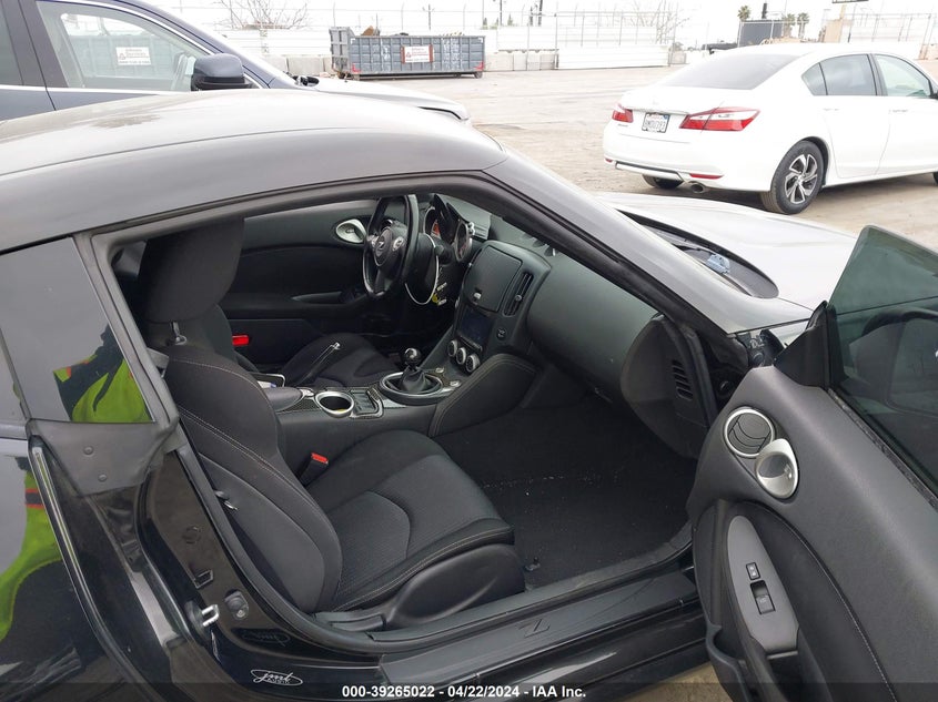 2011 Nissan 370Z VIN: JN1AZ4EH1BM552945 Lot: 39265022