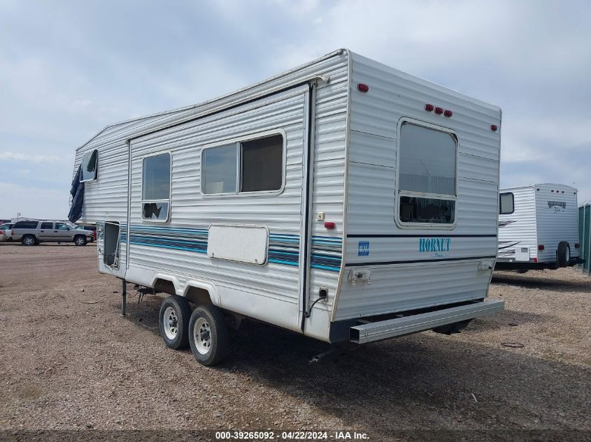 1998 Hornet Travel Trailer VIN: 44HFH0L29W4015615 Lot: 39265092