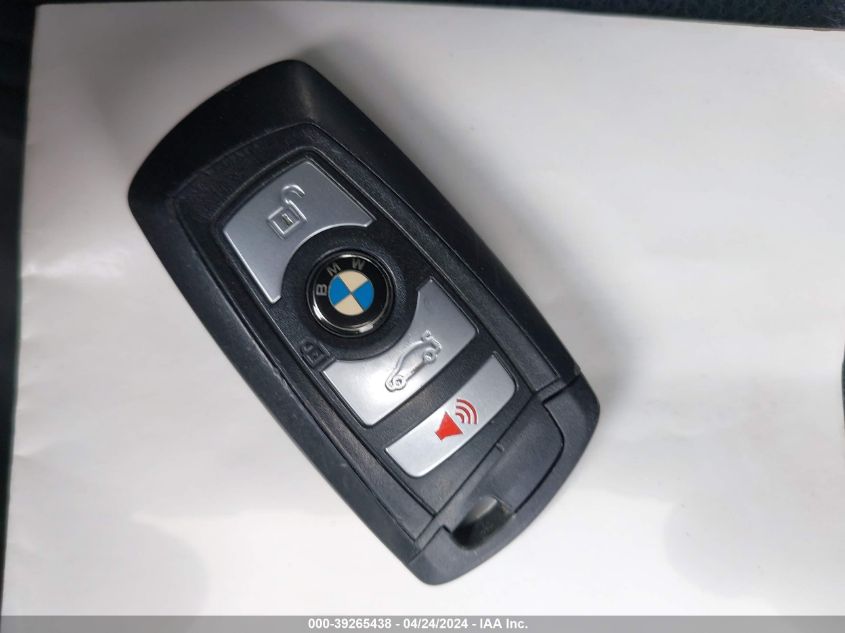 2016 BMW 320I VIN: WBA8A9C54GK617828 Lot: 39265438