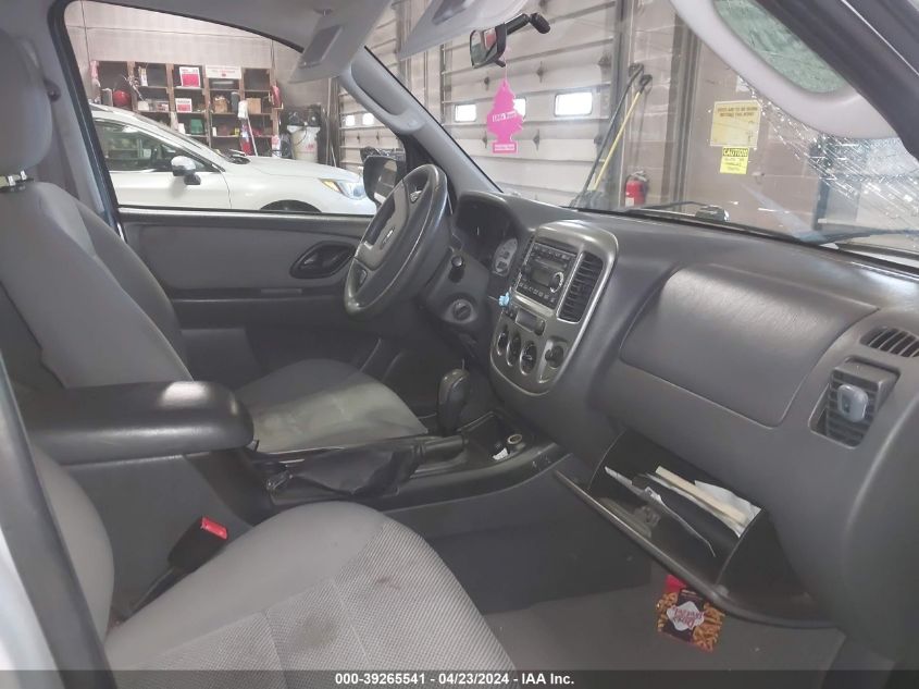 2005 Ford Escape Xlt VIN: 1FMYU931X5DA19666 Lot: 39265541