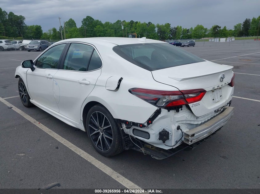 2022 TOYOTA CAMRY SE/NIGHT SHADE - 4T1T11AK9NU041108
