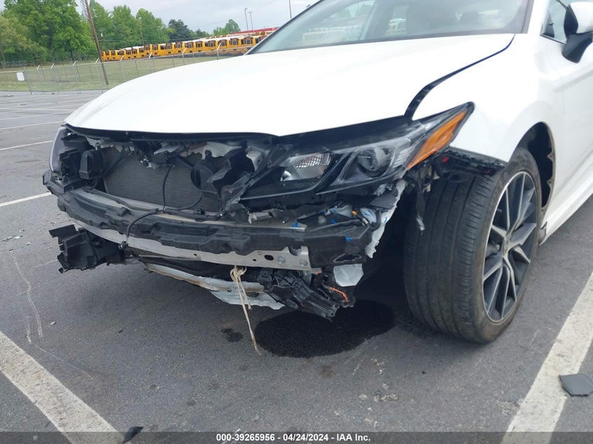 2022 TOYOTA CAMRY SE/NIGHT SHADE - 4T1T11AK9NU041108